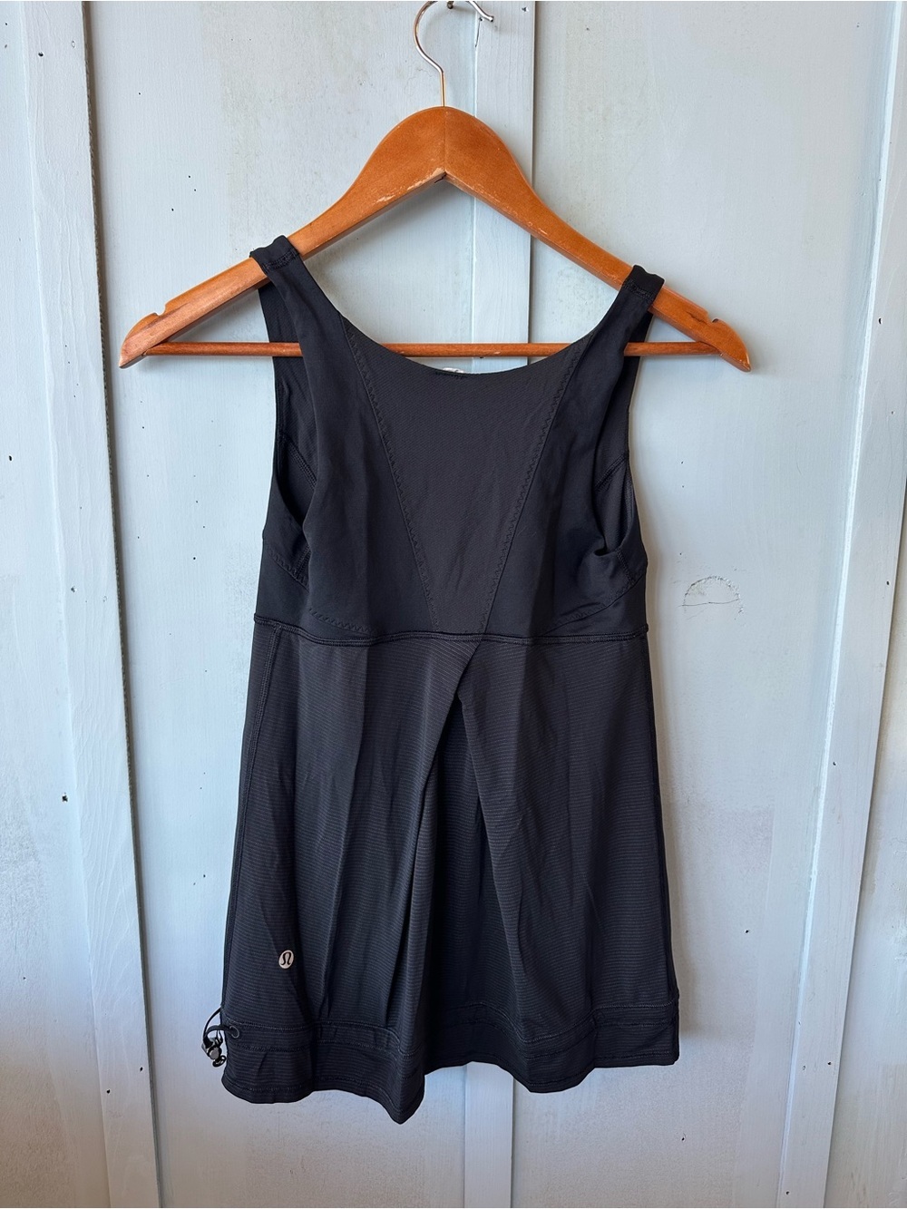 lululemon athletica Black Scoop Neck Tank Top - Picture 10 of 11